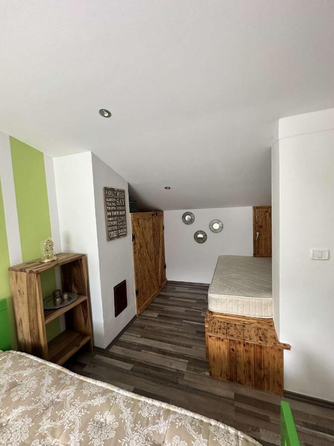 Luna Apartment